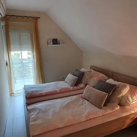 Ferienhaus Liget דירה
