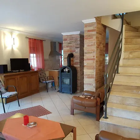 Ferienhaus Liget דירה Harkány